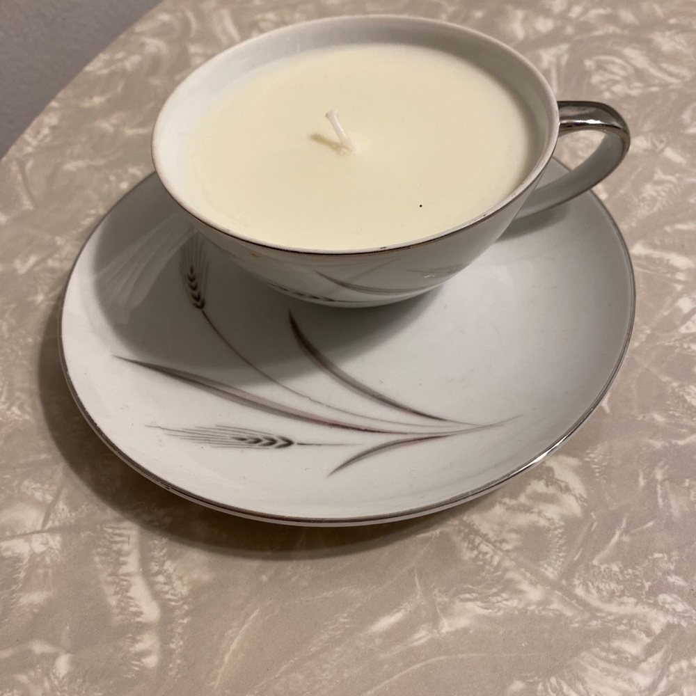 Tea cup candles various patterns and scents
